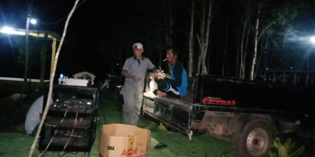 PERDANA MAIN ALAT MUSIK BARU DAMBUS SENANG HATI DESA PAGARAWAN