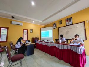 SOSIALISASI VAKSINASI DARI TIM PUSKESMAS BATURUSA DI DESA PAGARAWAN